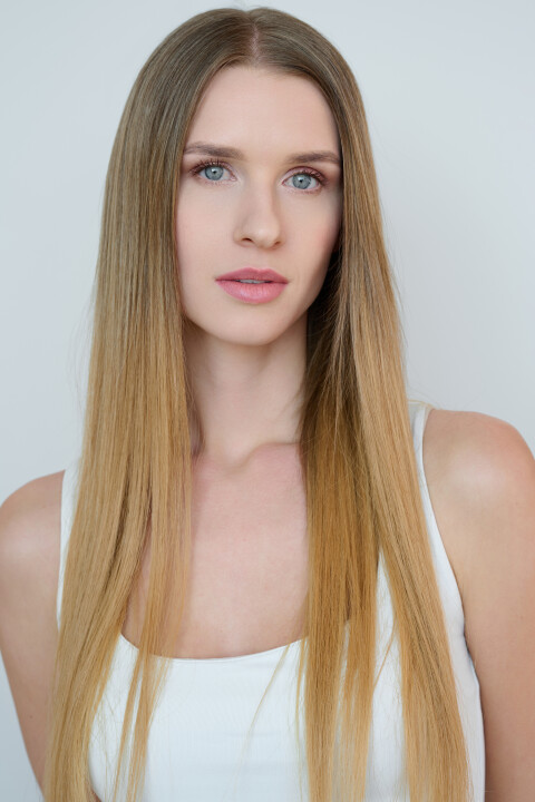 YULIA