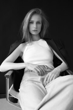 Anya