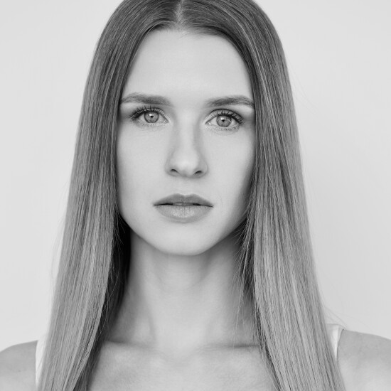 YULIA
