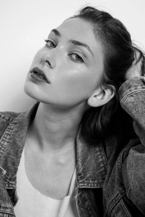 Anna Shum