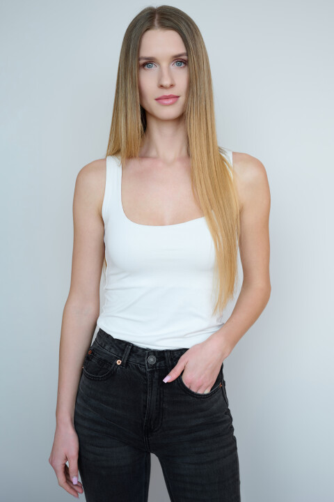 YULIA