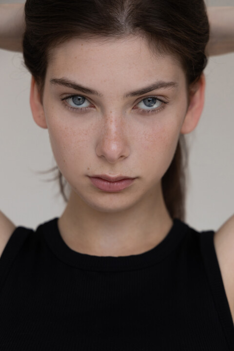 Anna Shum