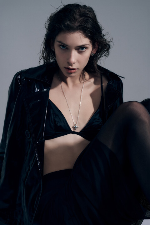 Anna Shum