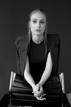 Anya