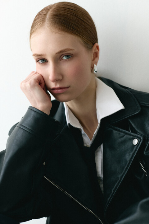 Anya